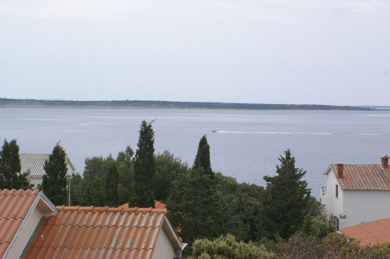 Apartments By The Sea Mandre, Pag - 4098 Екстериор снимка