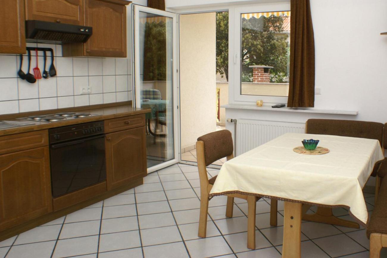 Apartments By The Sea Mandre, Pag - 4098 Екстериор снимка